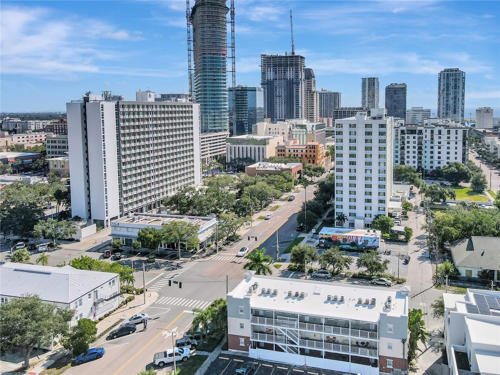 Condominium em ST PETERSBURG, FL - Daniel Dourado
