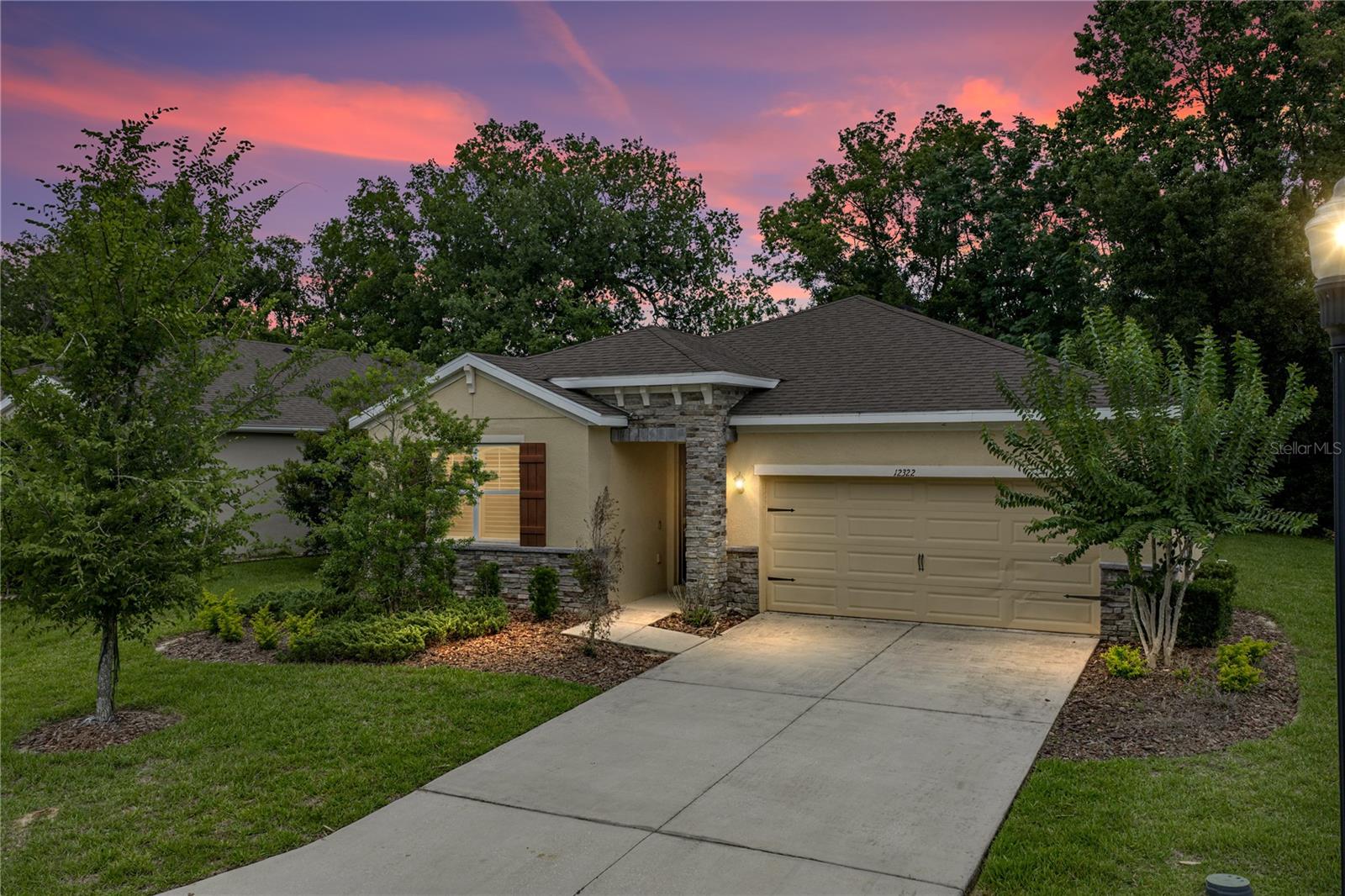 Single Family Residence in DADE CITY, FL - Daniel Dourado