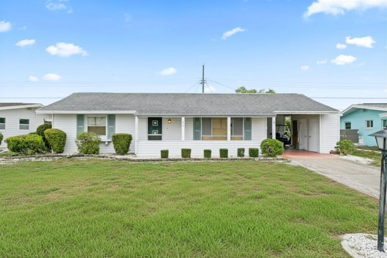 Single Family Residence in SUN CITY CENTER, FL - Daniel Dourado
