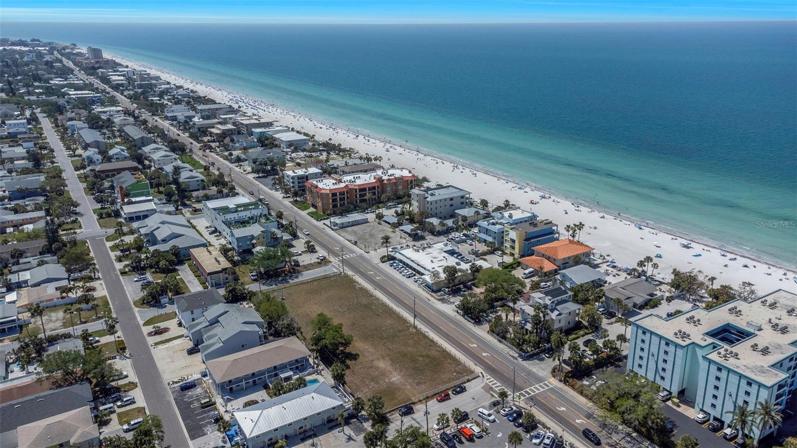  in INDIAN ROCKS BEACH, FL - Daniel Dourado