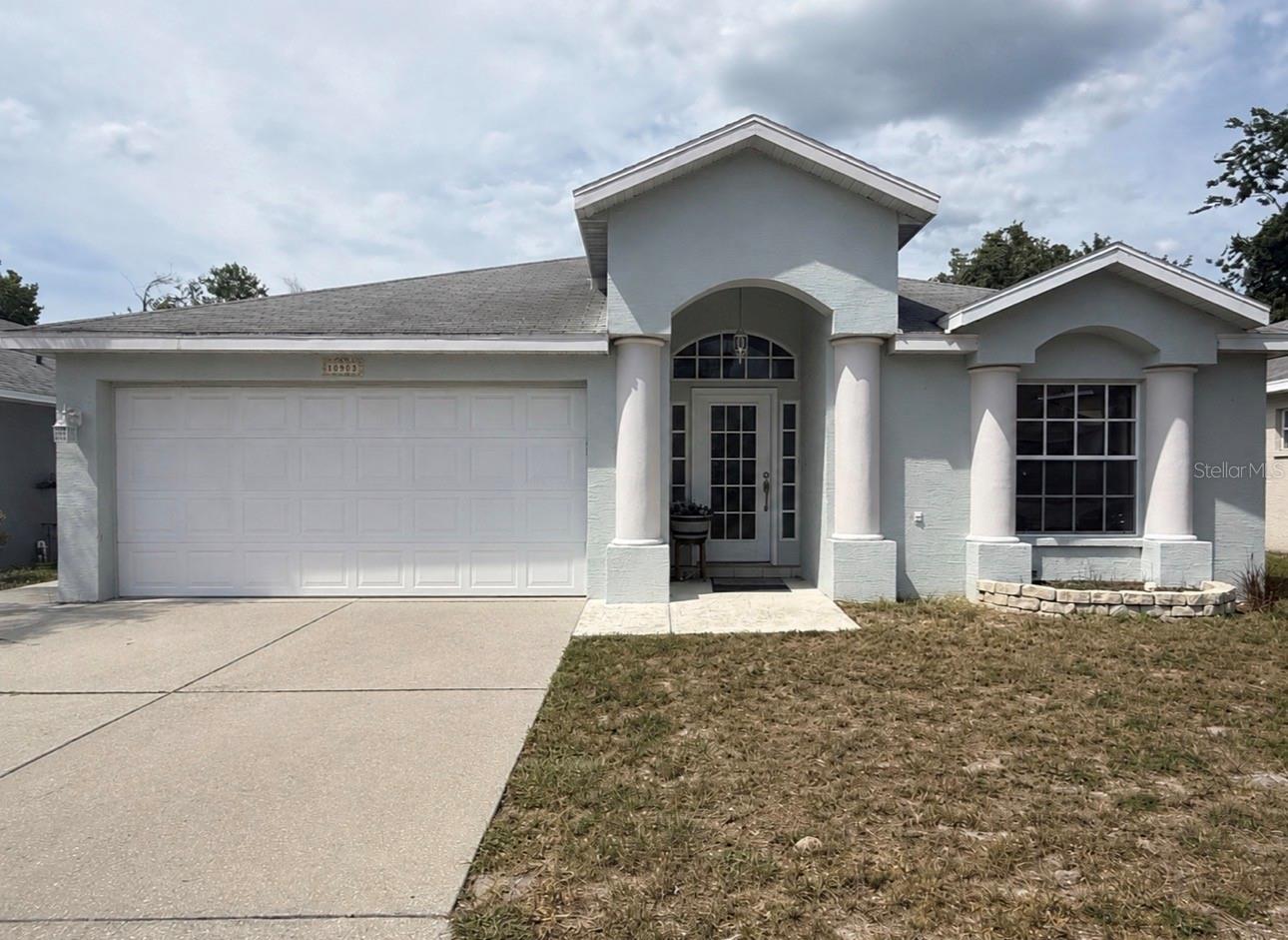 Single Family Residence in NEW PORT RICHEY, FL - Daniel Dourado
