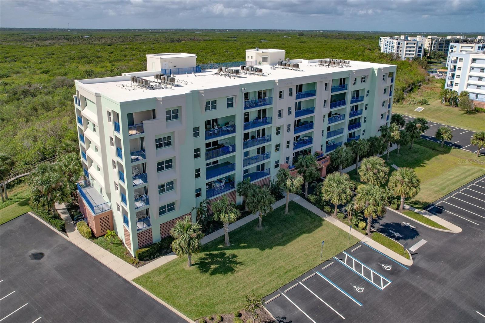 Condominium in NEW SMYRNA BEACH, FL - Daniel Dourado