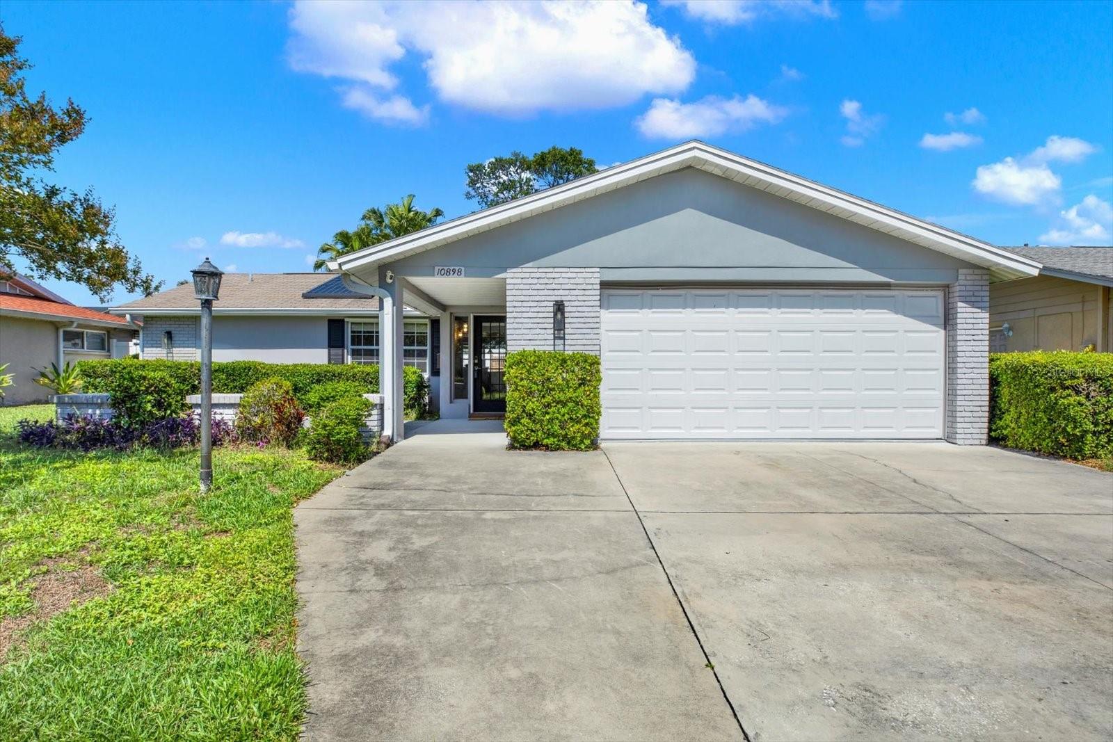 Single Family Residence em LARGO, FL - Daniel Dourado