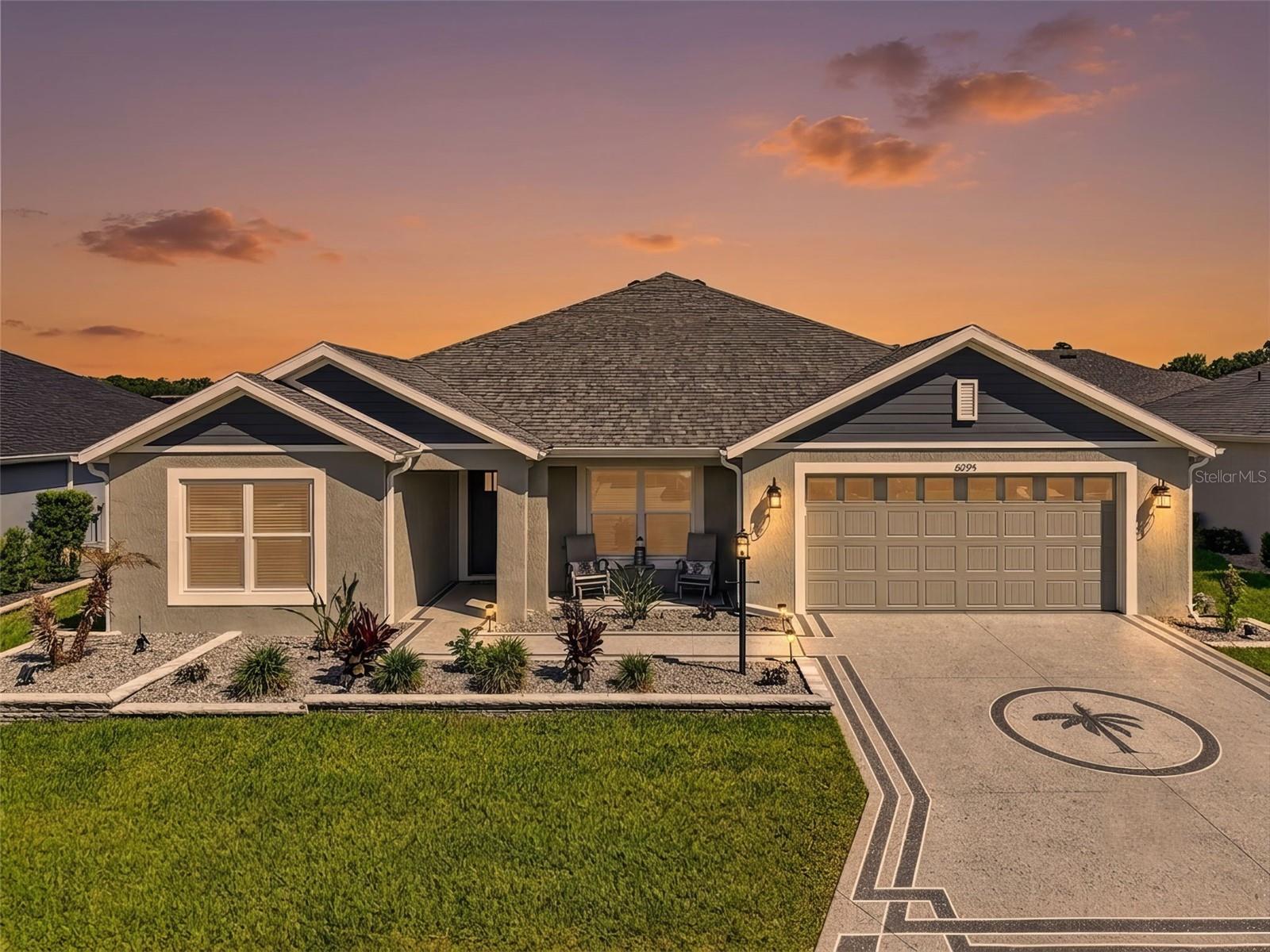 Single Family Residence in THE VILLAGES, FL - Daniel Dourado