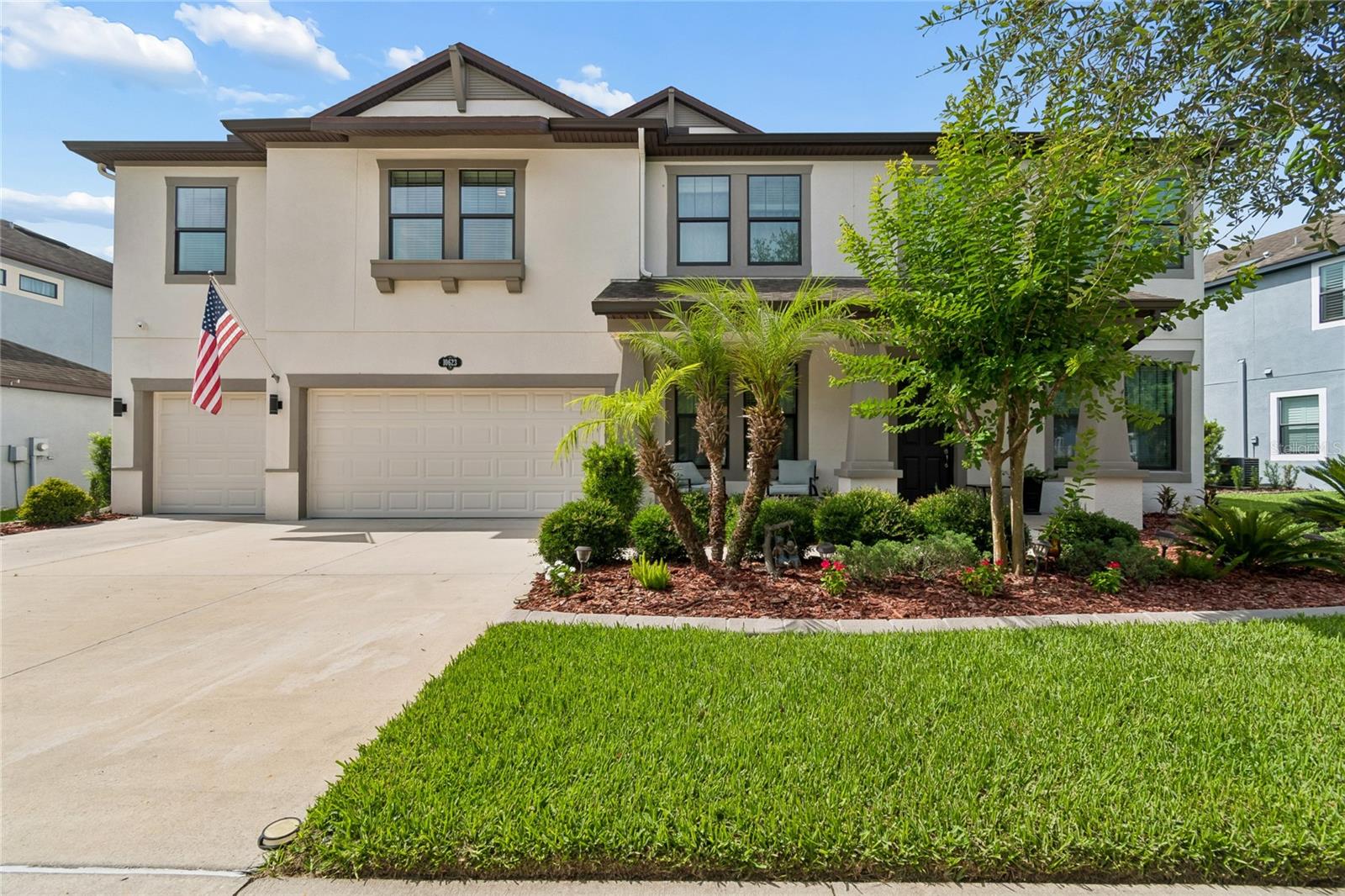Single Family Residence in TAMPA, FL - Daniel Dourado