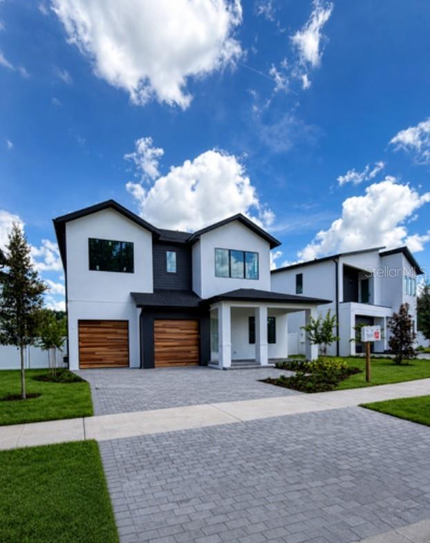 Single Family Residence in TAMPA, FL - Daniel Dourado