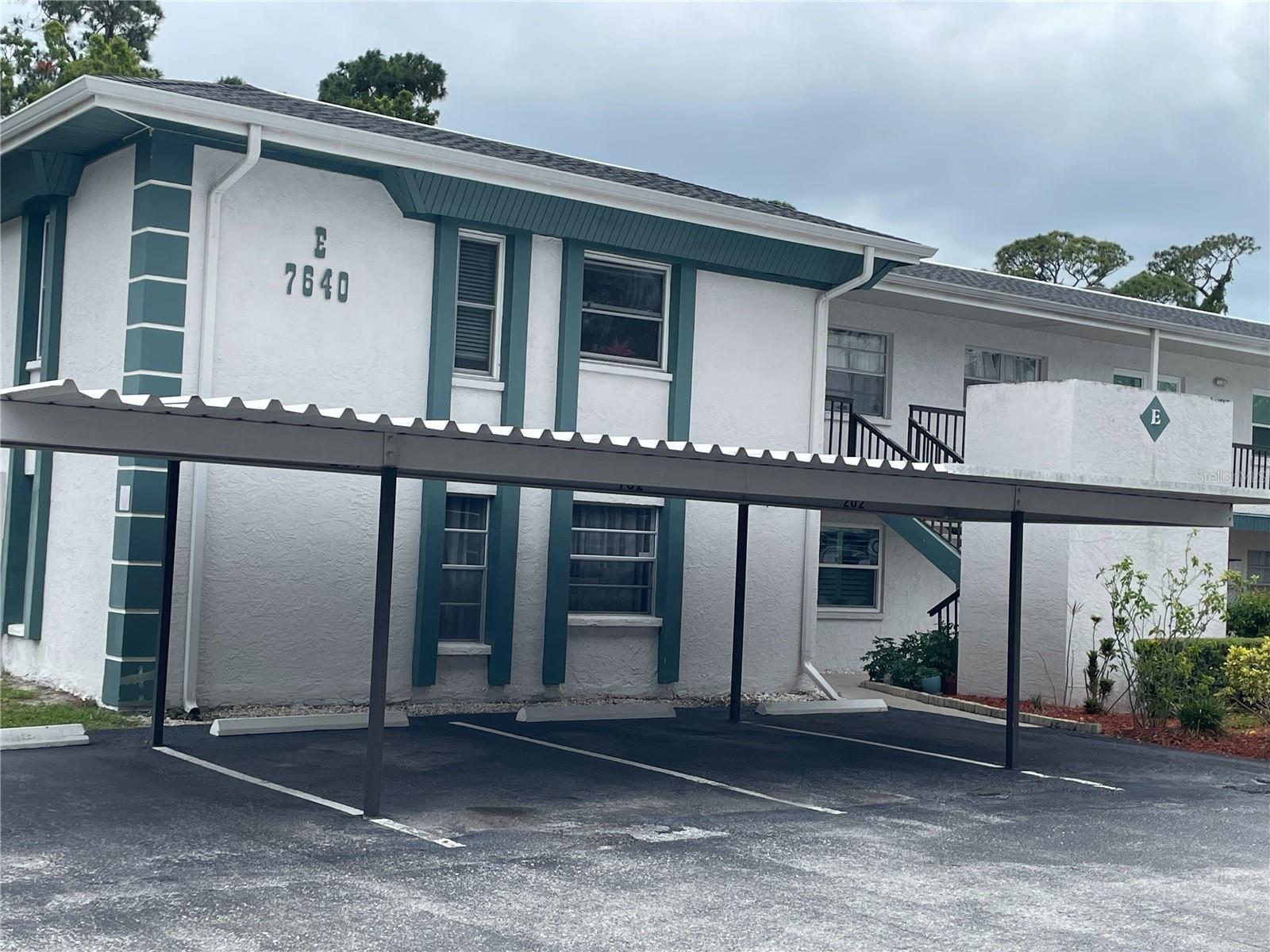 Condominium em SEMINOLE, FL - Daniel Dourado
