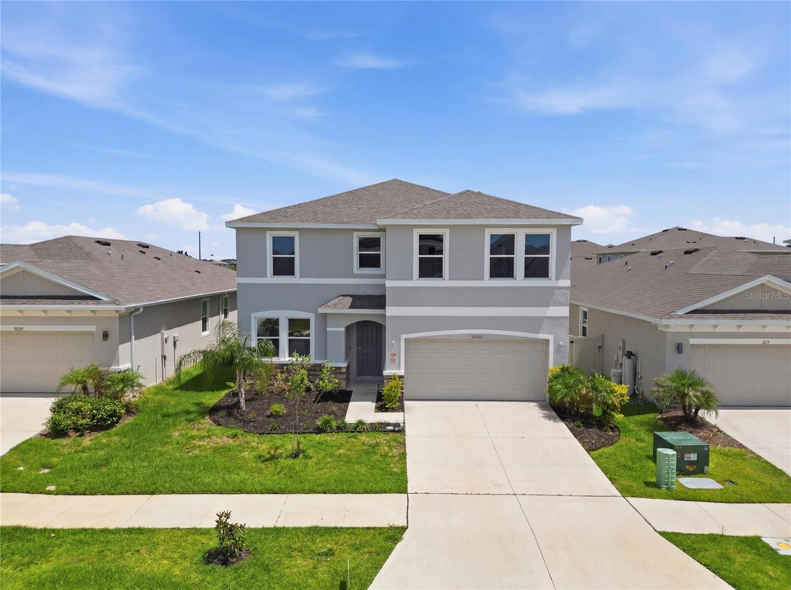 Single Family Residence in WESLEY CHAPEL, FL - Daniel Dourado