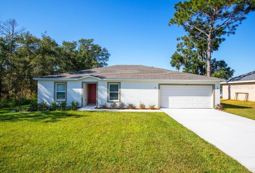 Single Family Residence in DEBARY, FL - Daniel Dourado