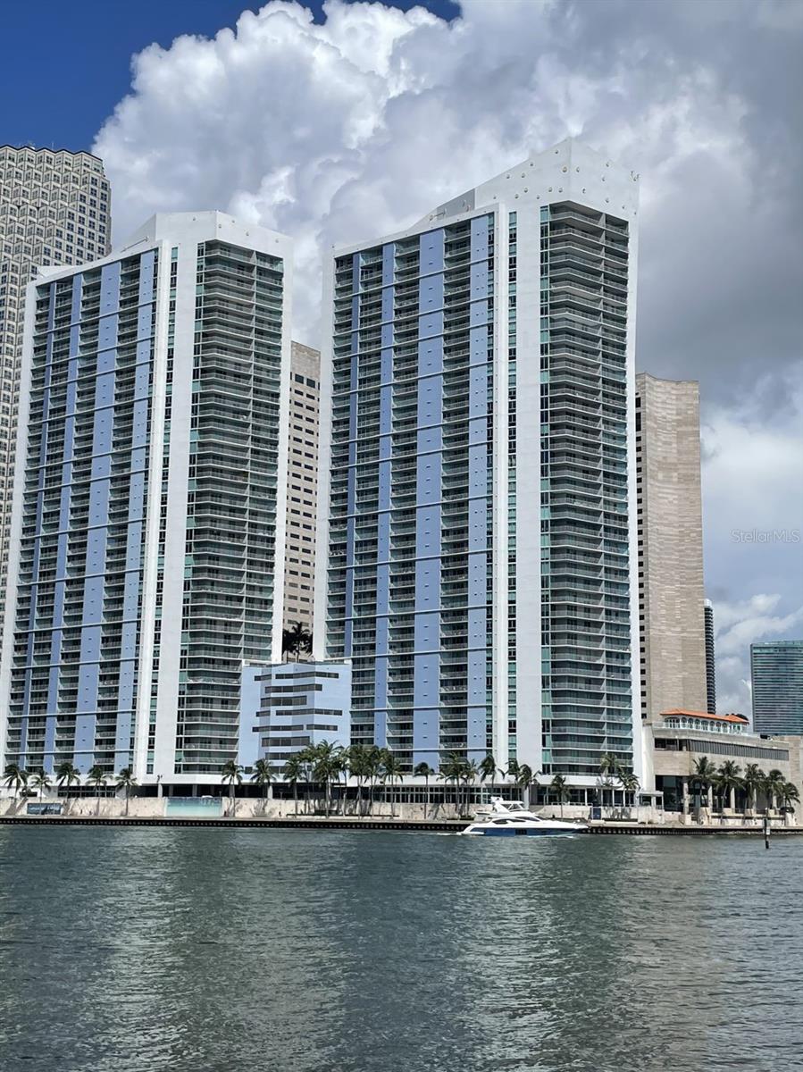 Condominium em MIAMI, FL - Daniel Dourado