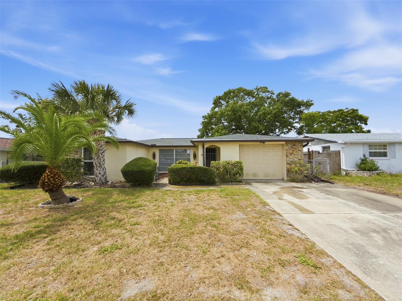 Single Family Residence in PORT RICHEY, FL - Daniel Dourado