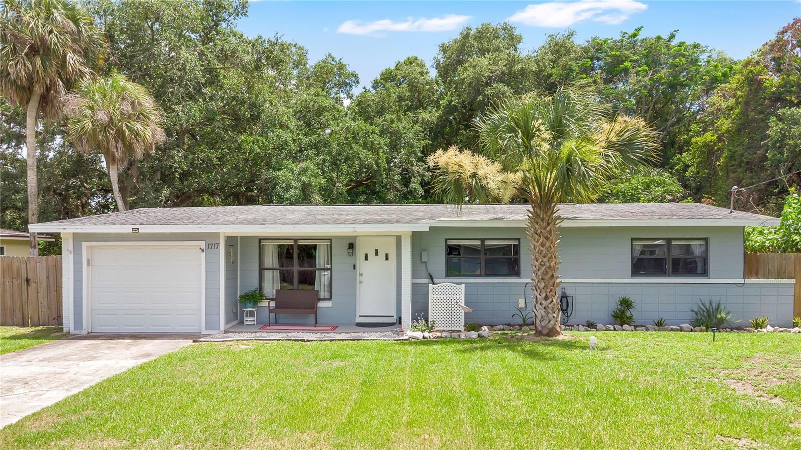 Single Family Residence in TITUSVILLE, FL - Daniel Dourado