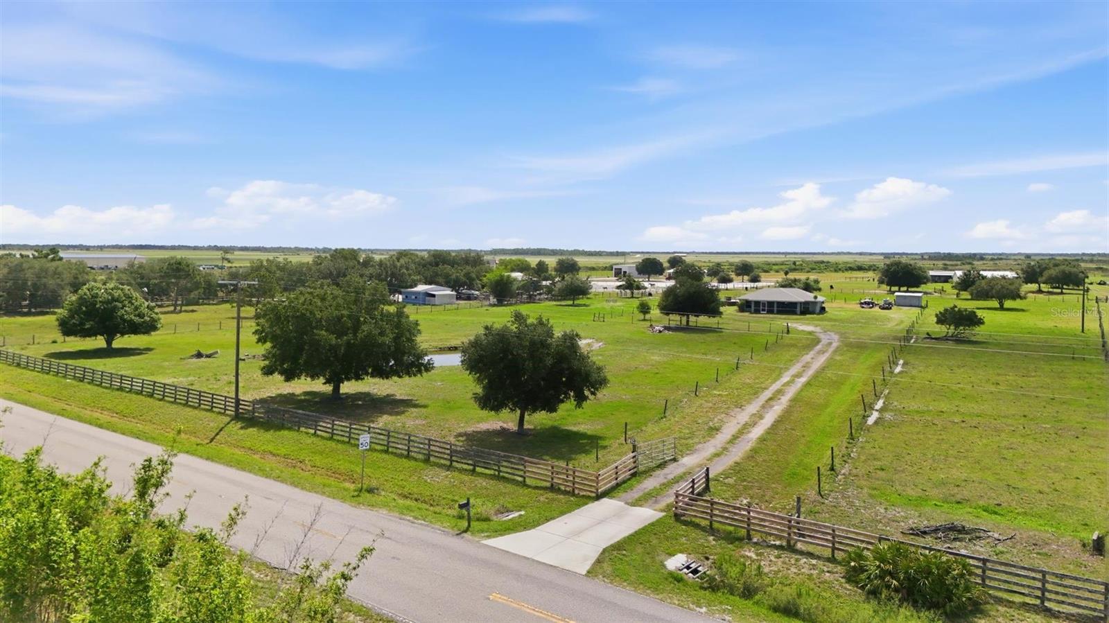 Single Family Residence in MYAKKA CITY, FL - Daniel Dourado