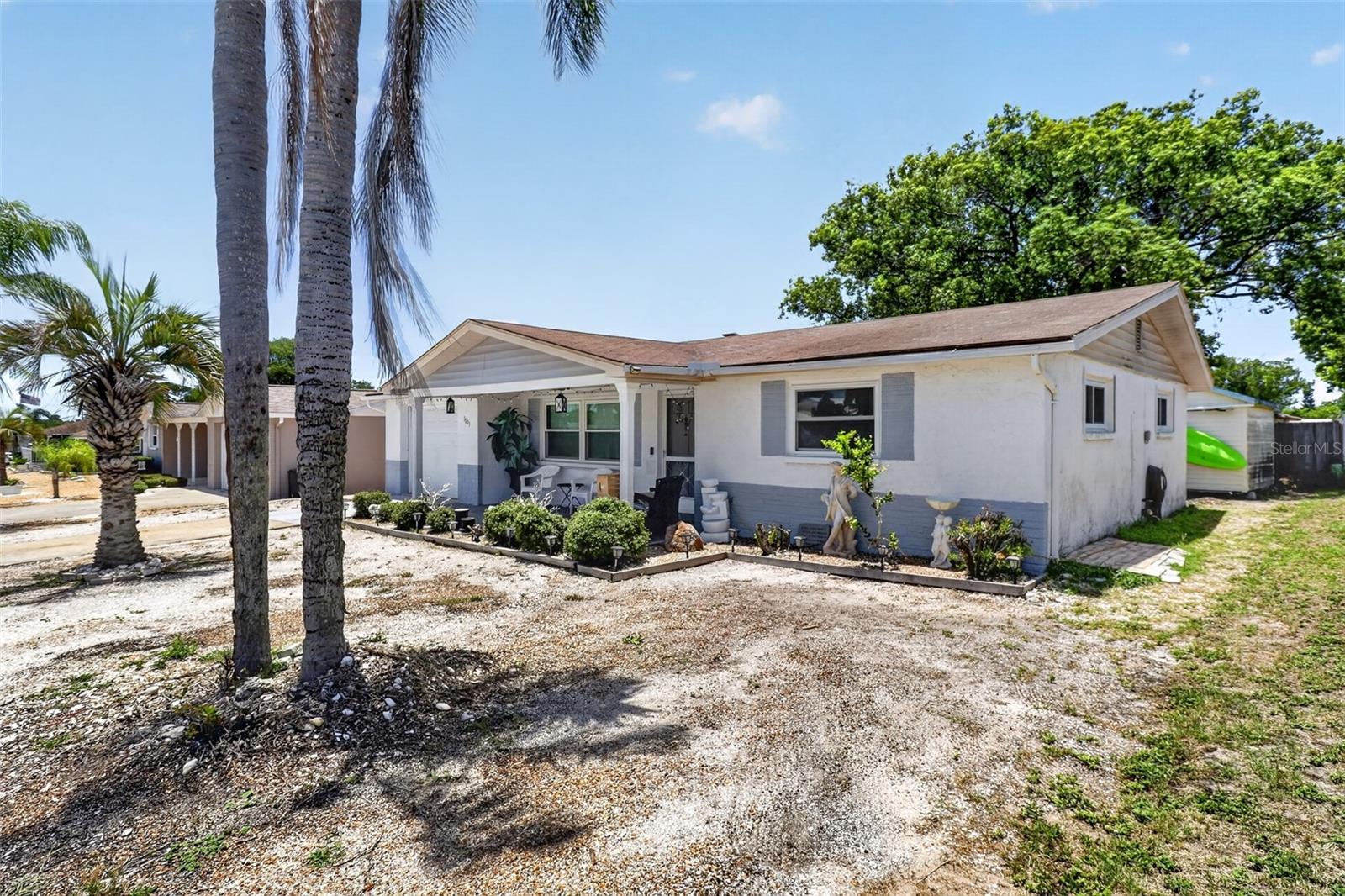 Single Family Residence in NEW PORT RICHEY, FL - Daniel Dourado