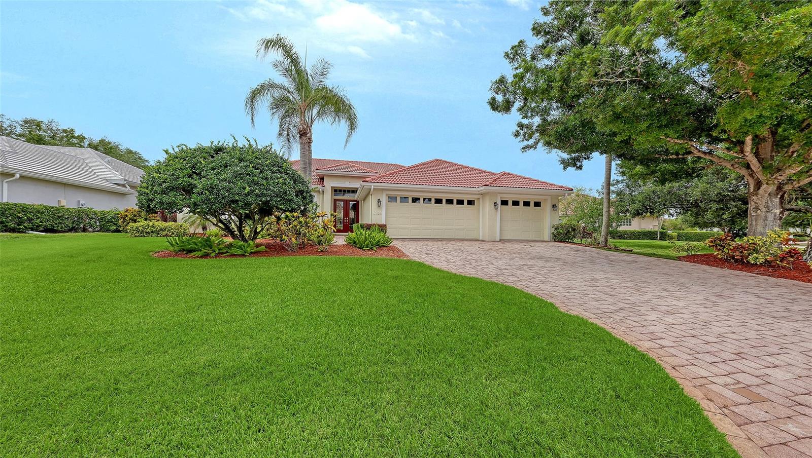 Single Family Residence em BRADENTON, FL - Daniel Dourado