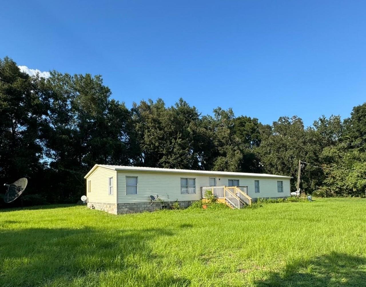 Manufactured Home - Post 1977 in OCALA, FL - Daniel Dourado