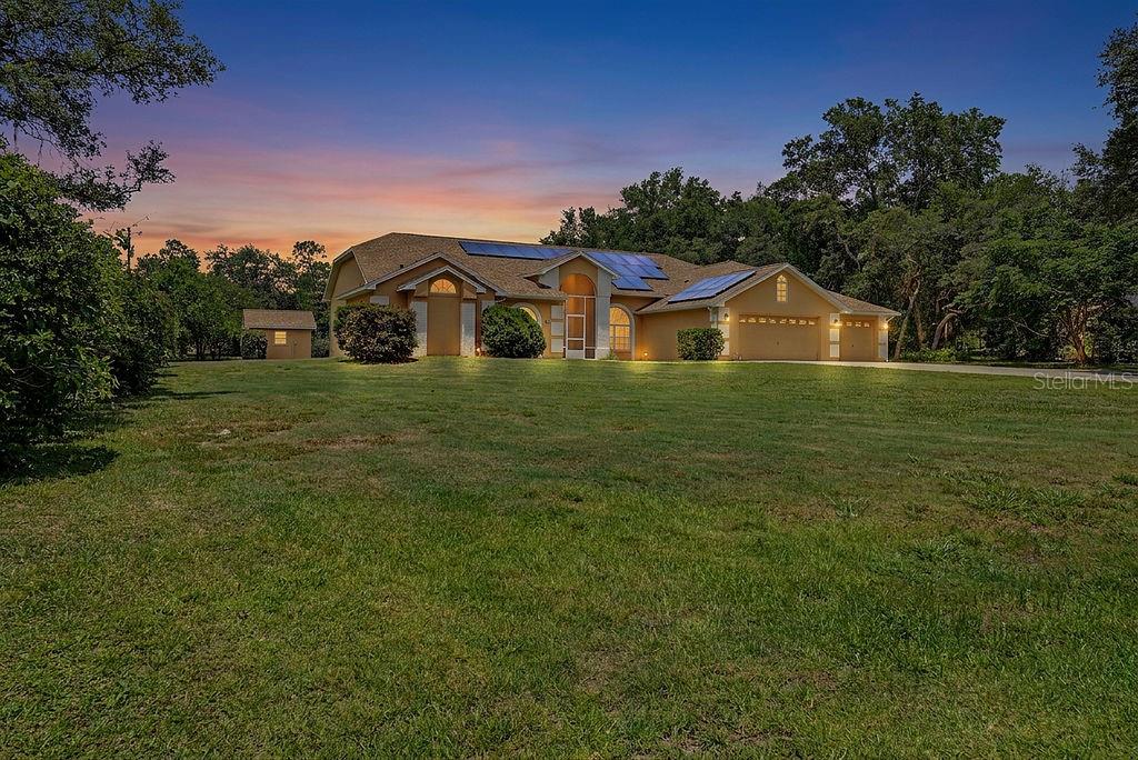 Single Family Residence in DUNNELLON, FL - Daniel Dourado