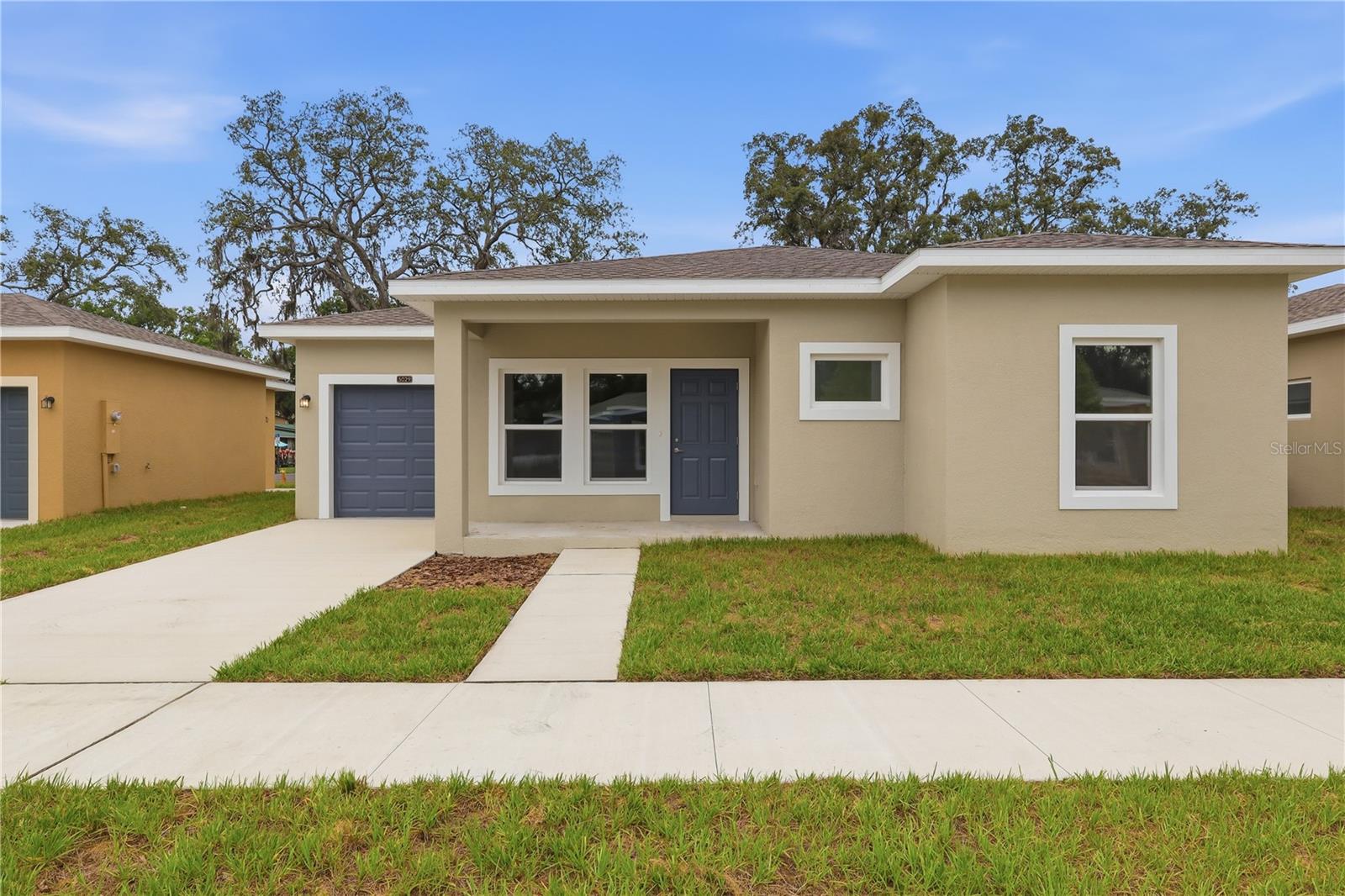 Single Family Residence in TAMPA, FL - Daniel Dourado