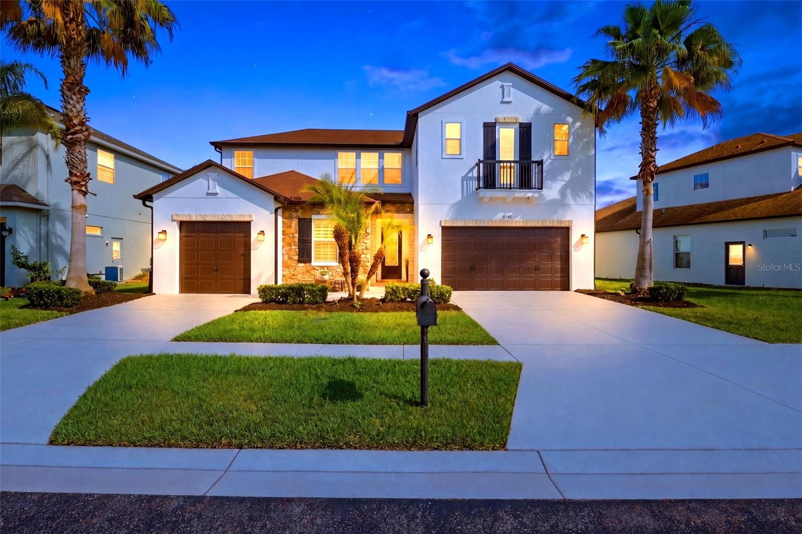 Single Family Residence in WESLEY CHAPEL, FL - Daniel Dourado