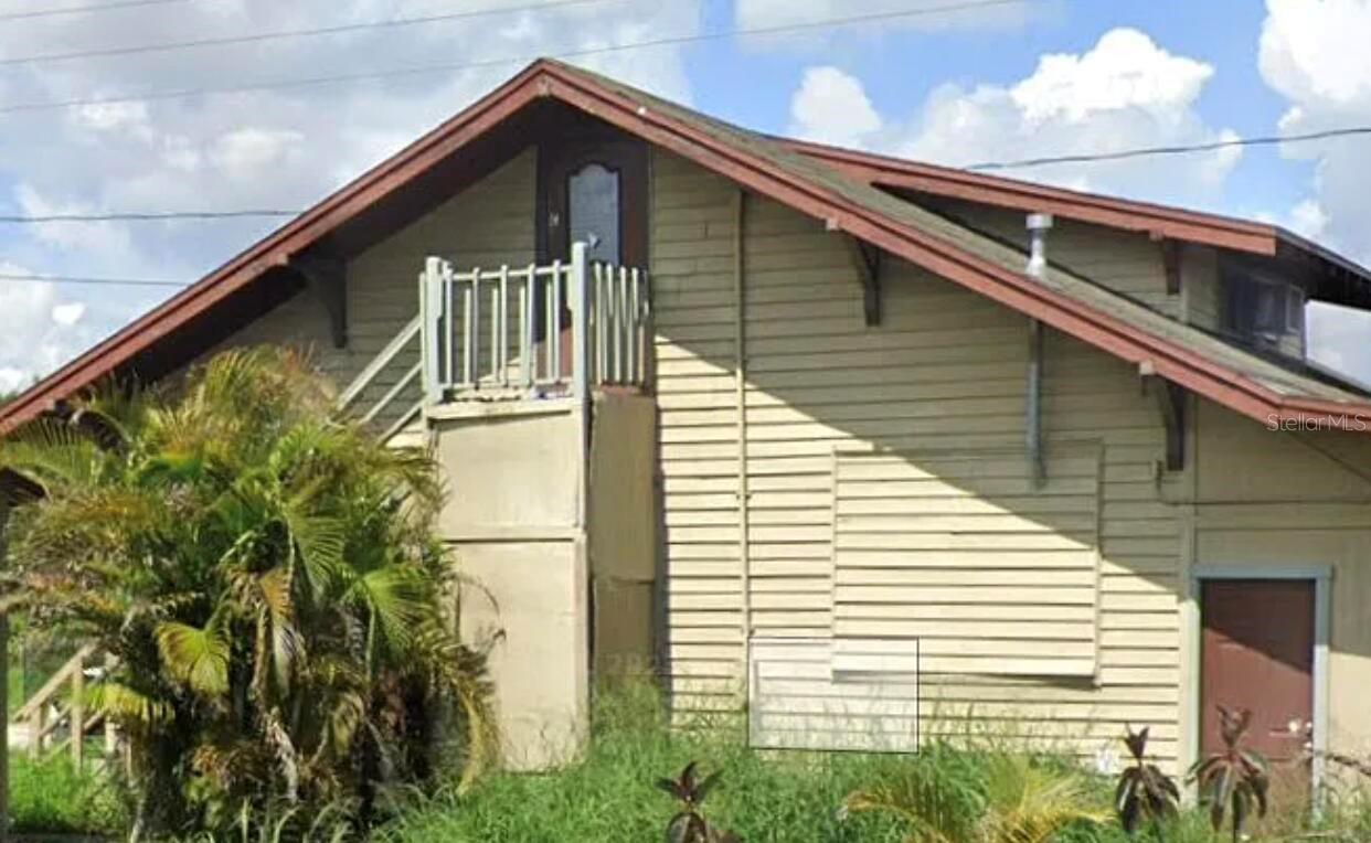 Single Family Residence in LAKE ALFRED, FL - Daniel Dourado