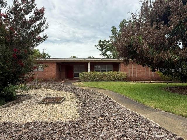 Single Family Residence in TAMPA, FL - Daniel Dourado