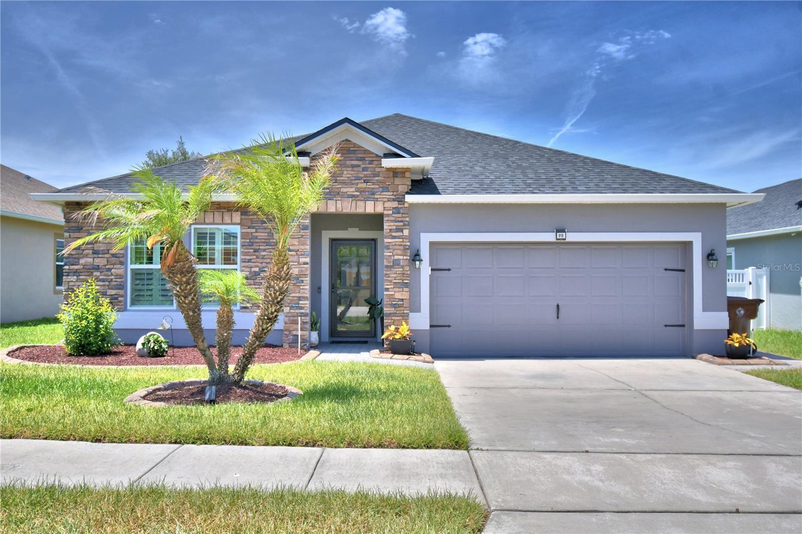 Single Family Residence in HAINES CITY, FL - Daniel Dourado