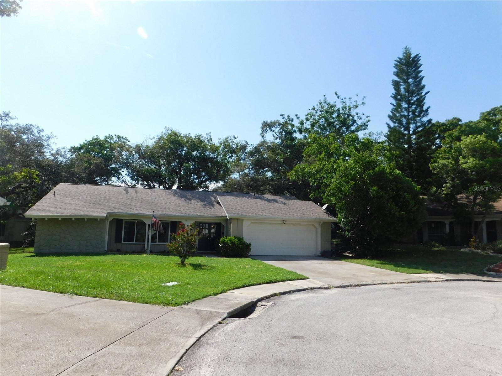 Single Family Residence em HUDSON, FL - Daniel Dourado
