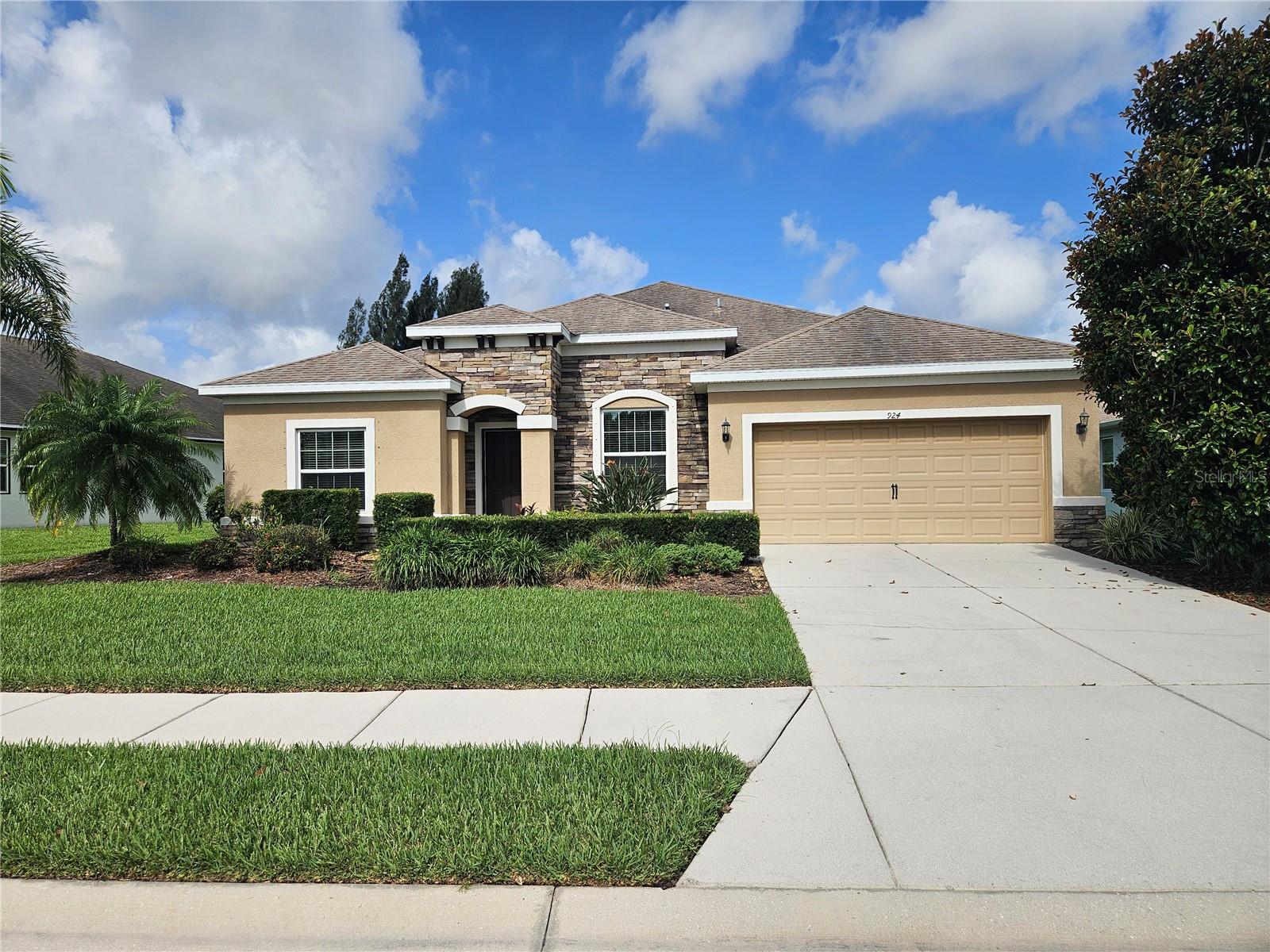 Single Family Residence em BRADENTON, FL - Daniel Dourado