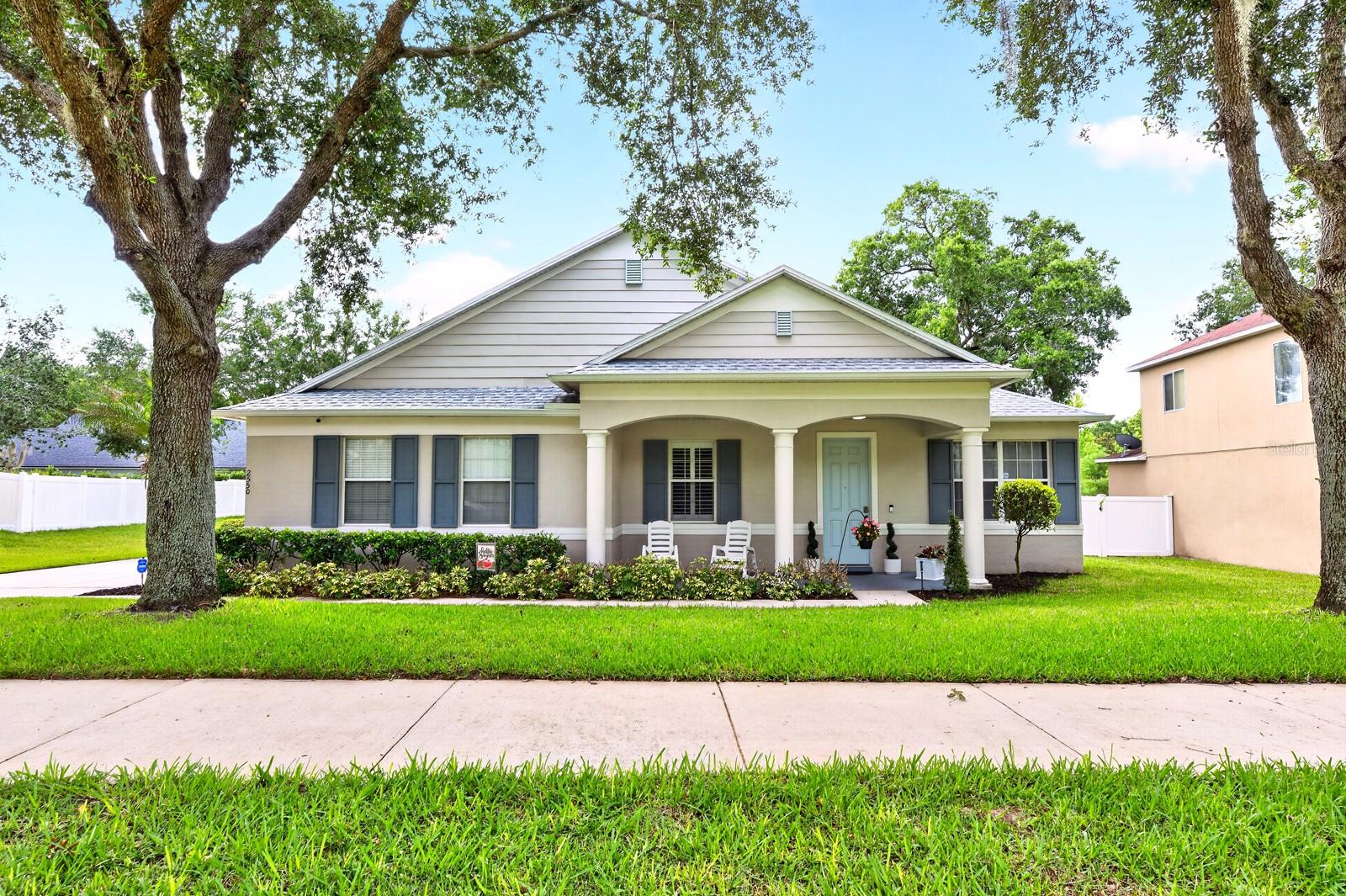 Single Family Residence in APOPKA, FL - Daniel Dourado