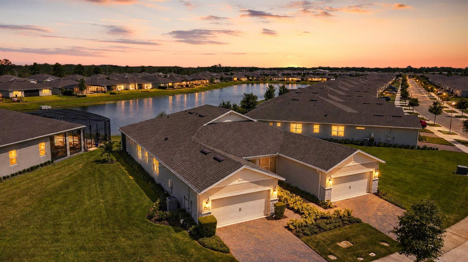 Single Family Residence em ST CLOUD, FL - Daniel Dourado