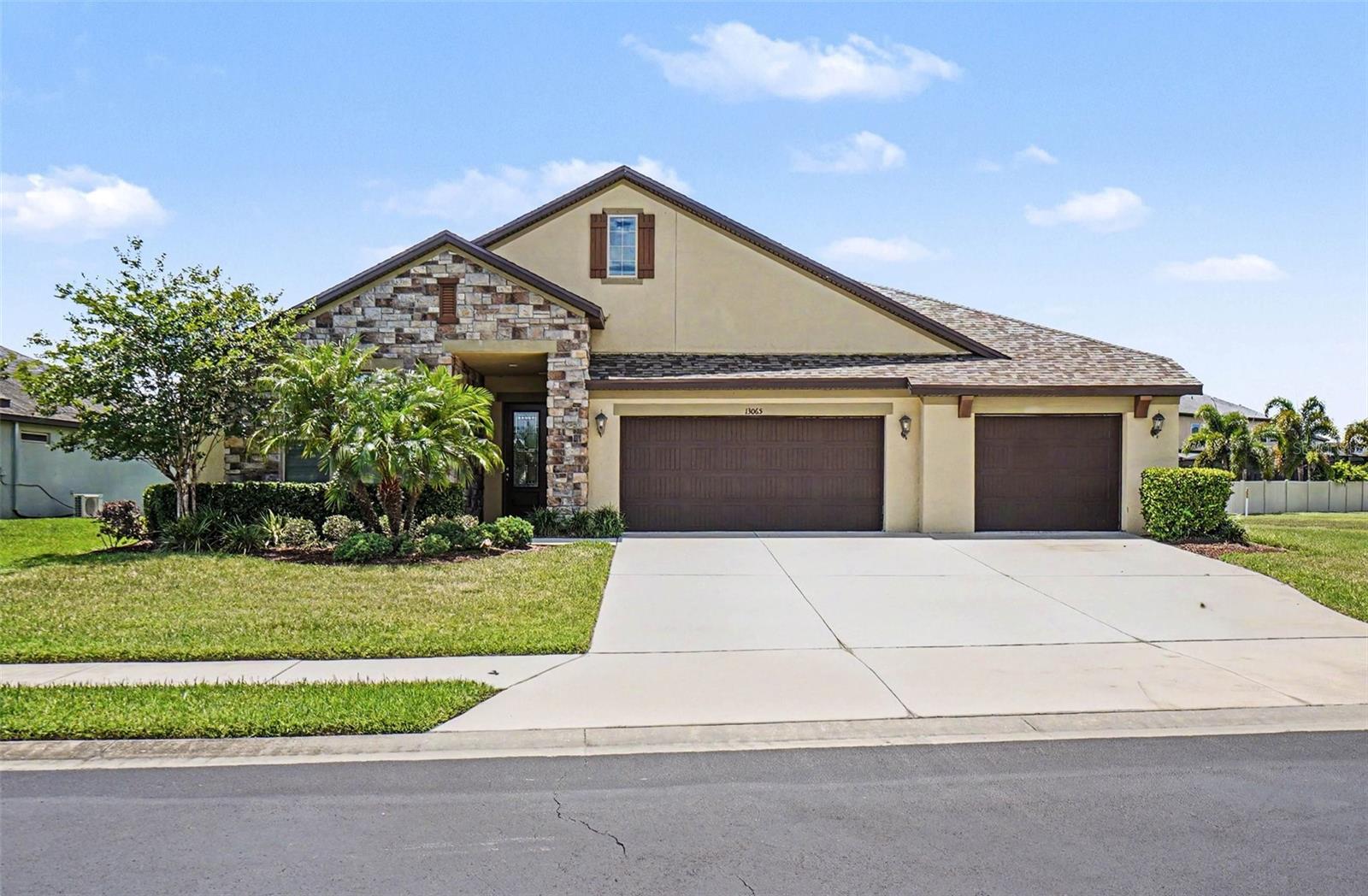 Single Family Residence em BRADENTON, FL - Daniel Dourado