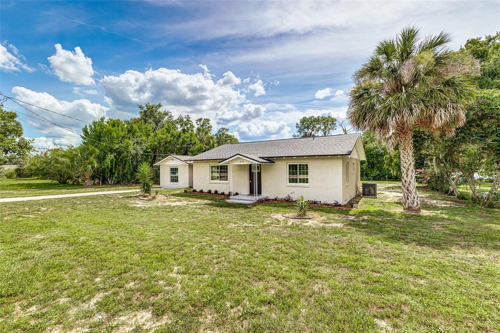 Single Family Residence in MULBERRY, FL - Daniel Dourado