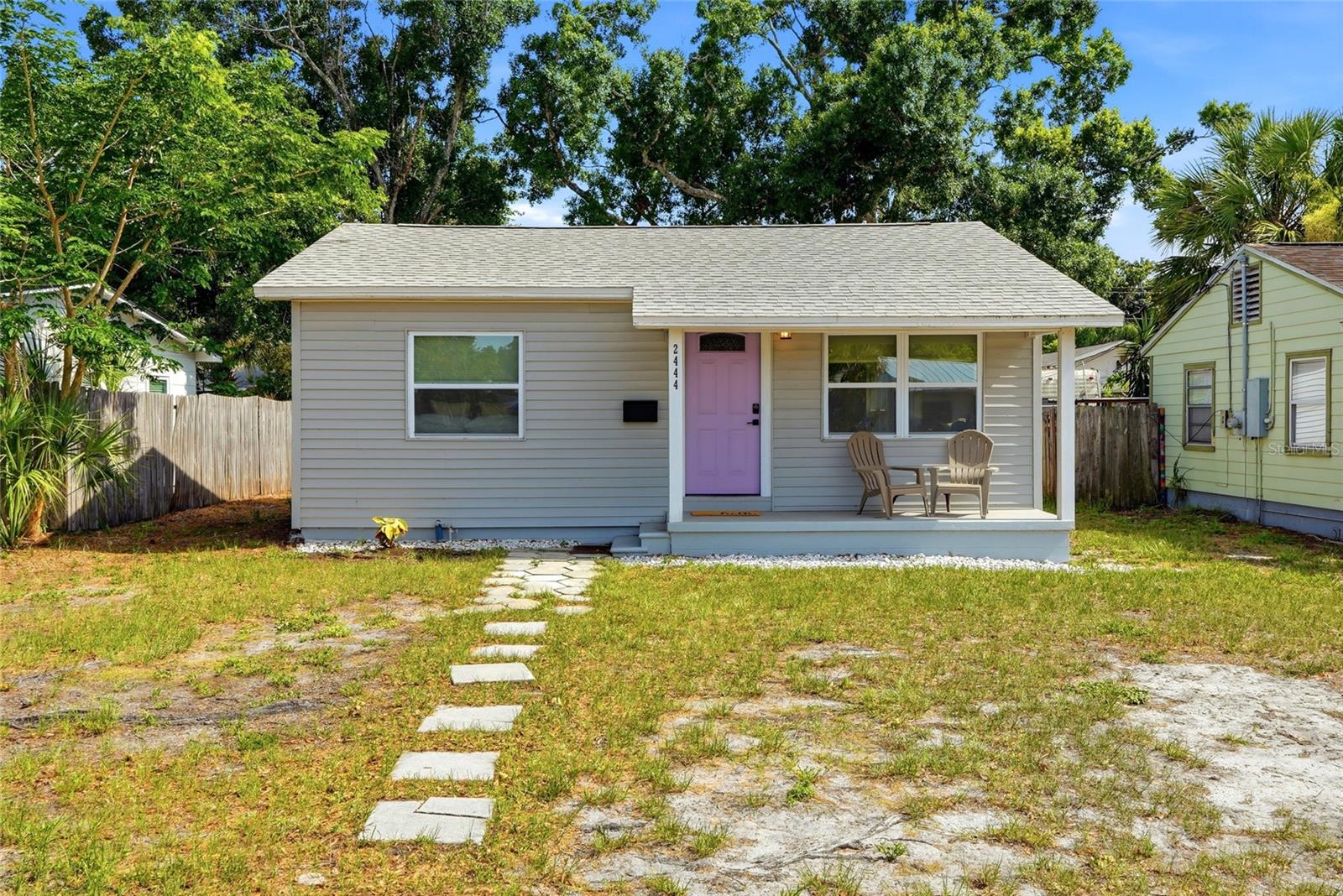 Single Family Residence em ST PETERSBURG, FL - Daniel Dourado