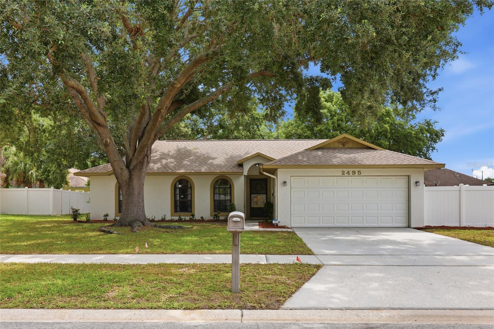 Single Family Residence em ST CLOUD, FL - Daniel Dourado