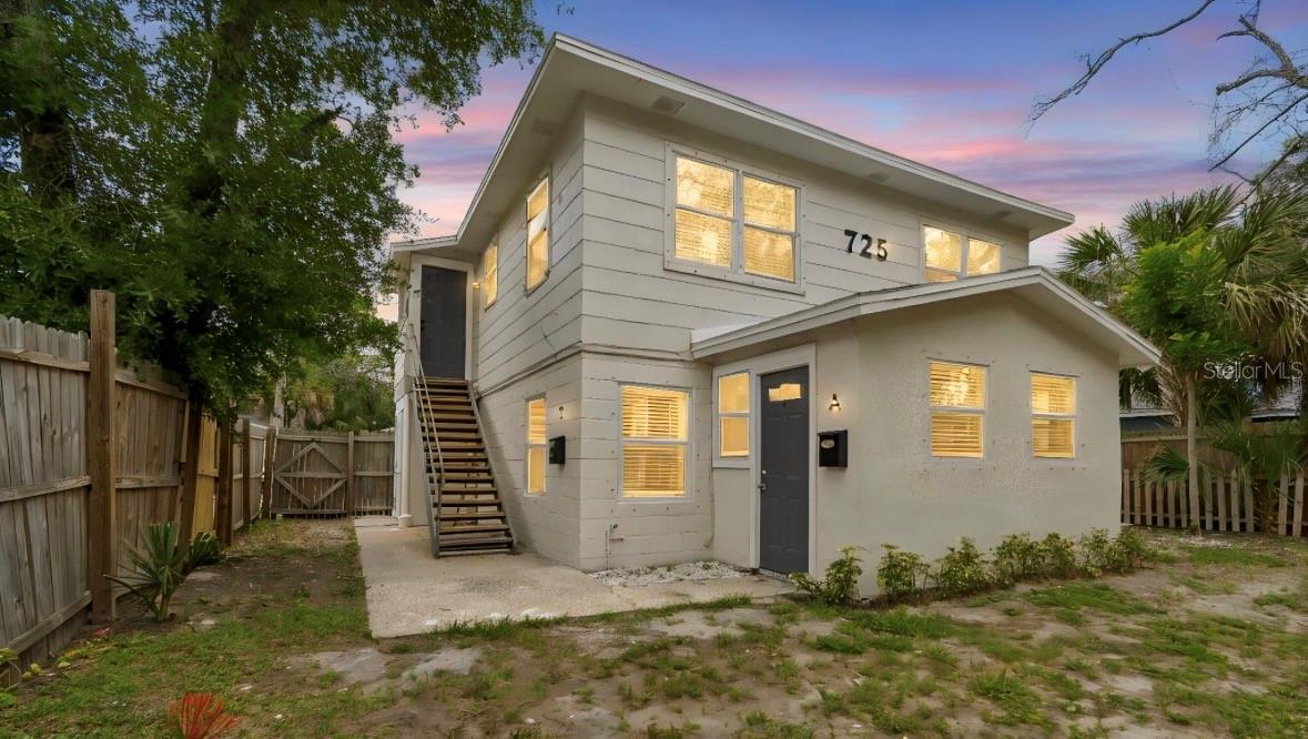 Duplex em ST PETERSBURG, FL - Daniel Dourado