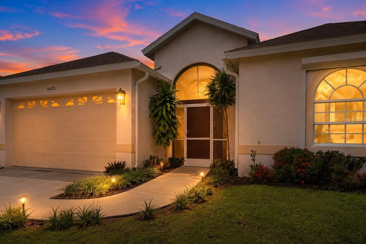 Single Family Residence em SARASOTA, FL - Daniel Dourado