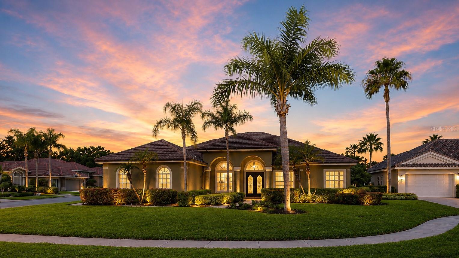 Single Family Residence in NEW PORT RICHEY, FL - Daniel Dourado