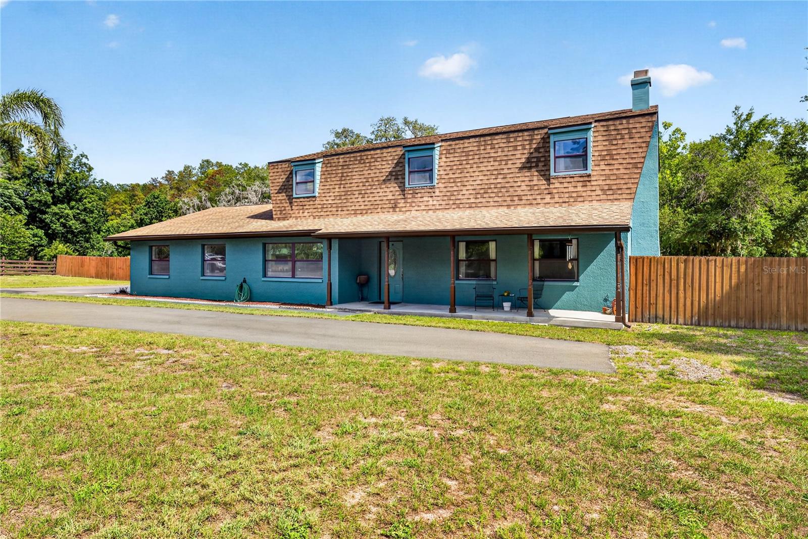 Single Family Residence in NEW PORT RICHEY, FL - Daniel Dourado
