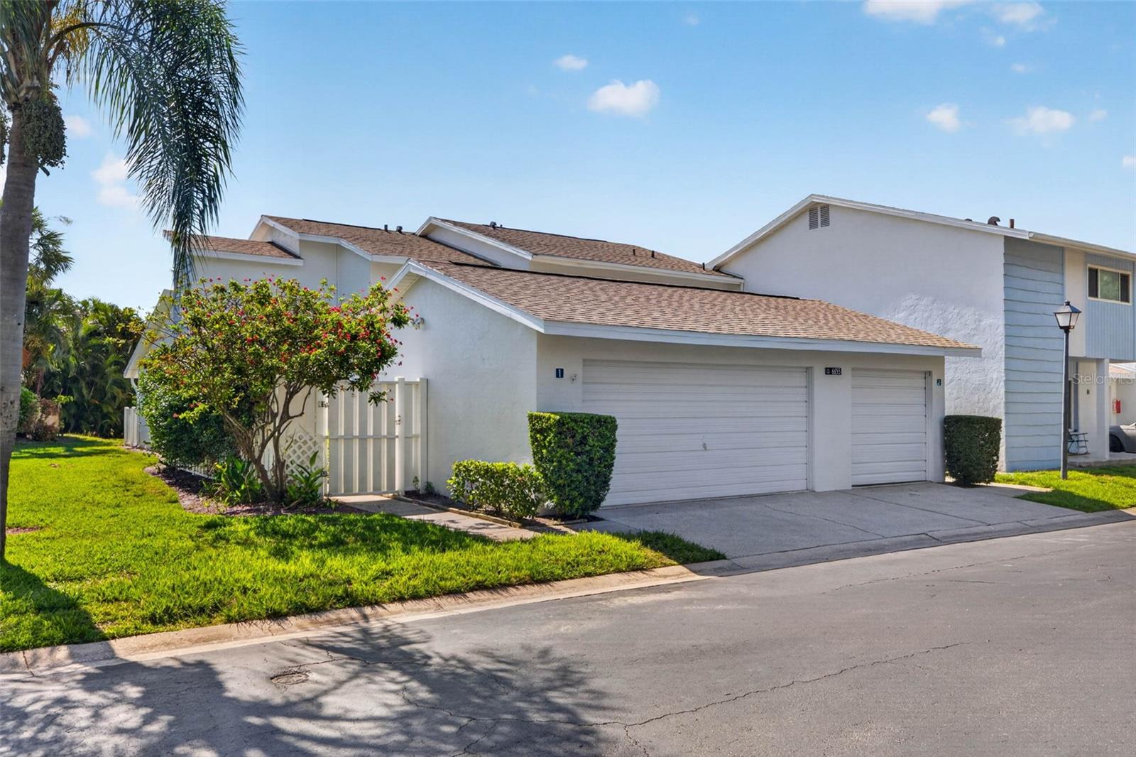 Townhouse in ST PETERSBURG, FL - Daniel Dourado