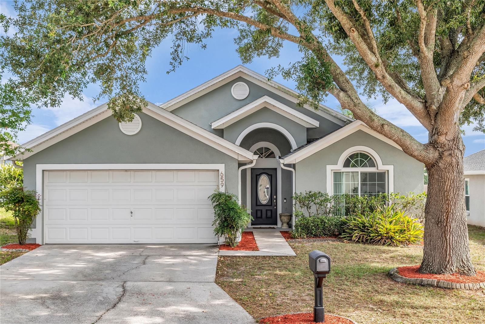 Single Family Residence em DAVENPORT, FL - Daniel Dourado