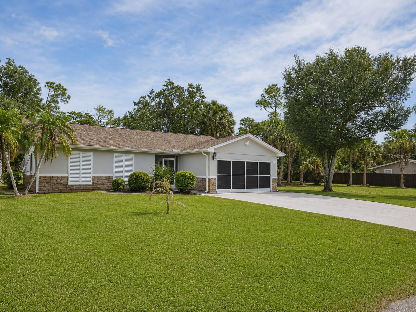 Single Family Residence in PORT CHARLOTTE, FL - Daniel Dourado