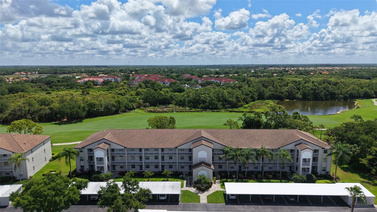 Condominium in SARASOTA, FL - Daniel Dourado