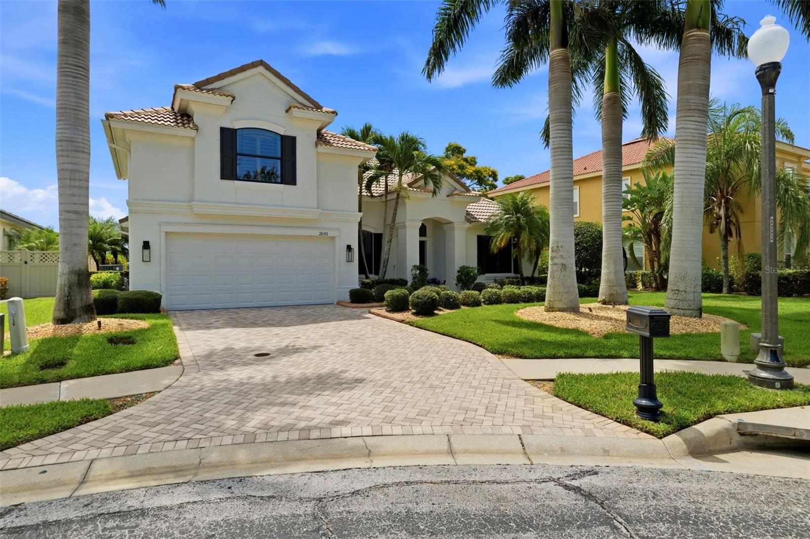 Single Family Residence in CLEARWATER, FL - Daniel Dourado