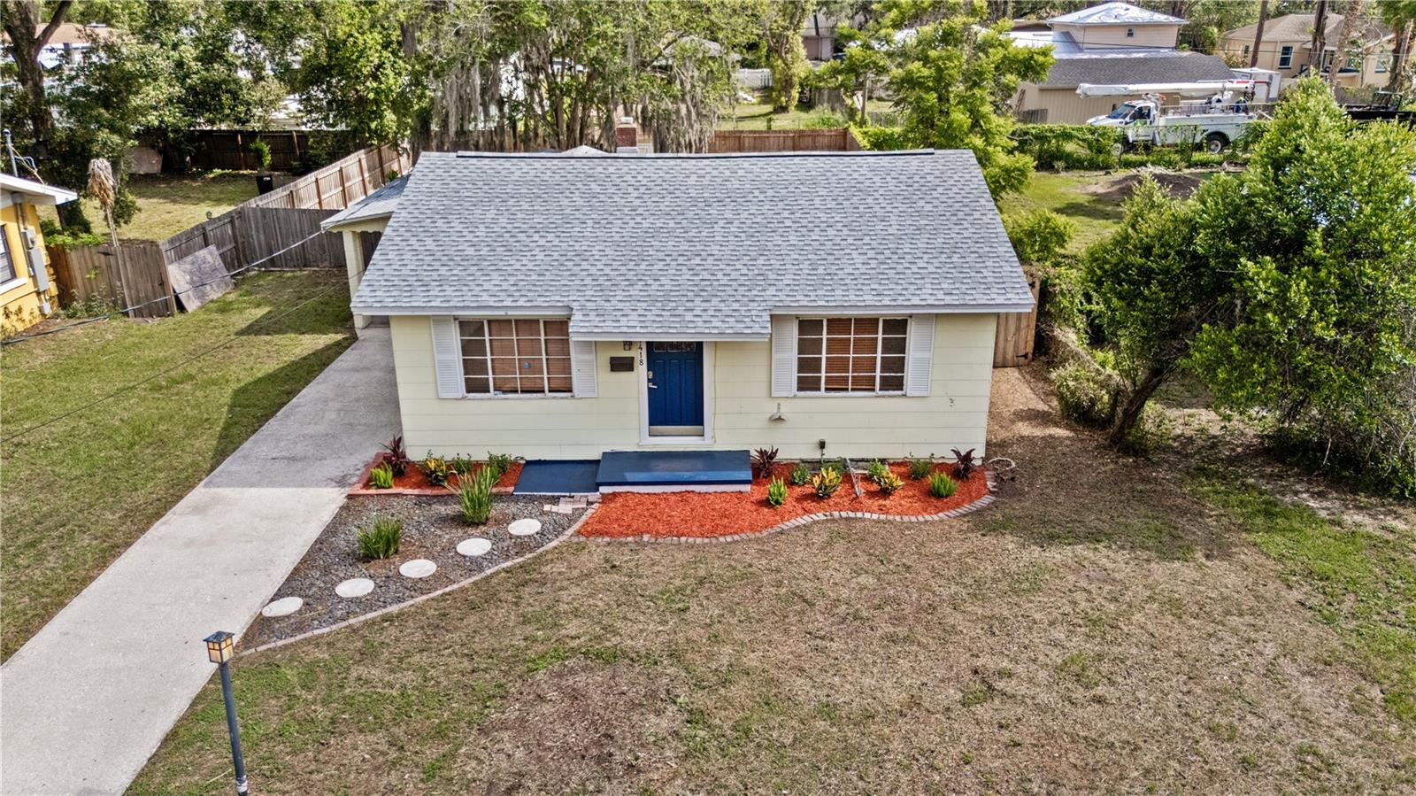 Single Family Residence in TAMPA, FL - Daniel Dourado