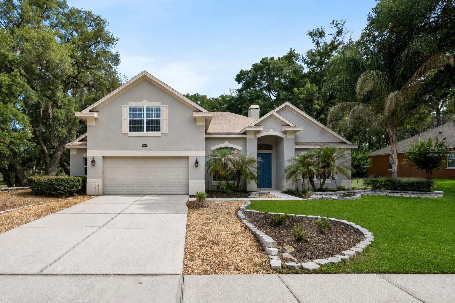 Single Family Residence in APOPKA, FL - Daniel Dourado