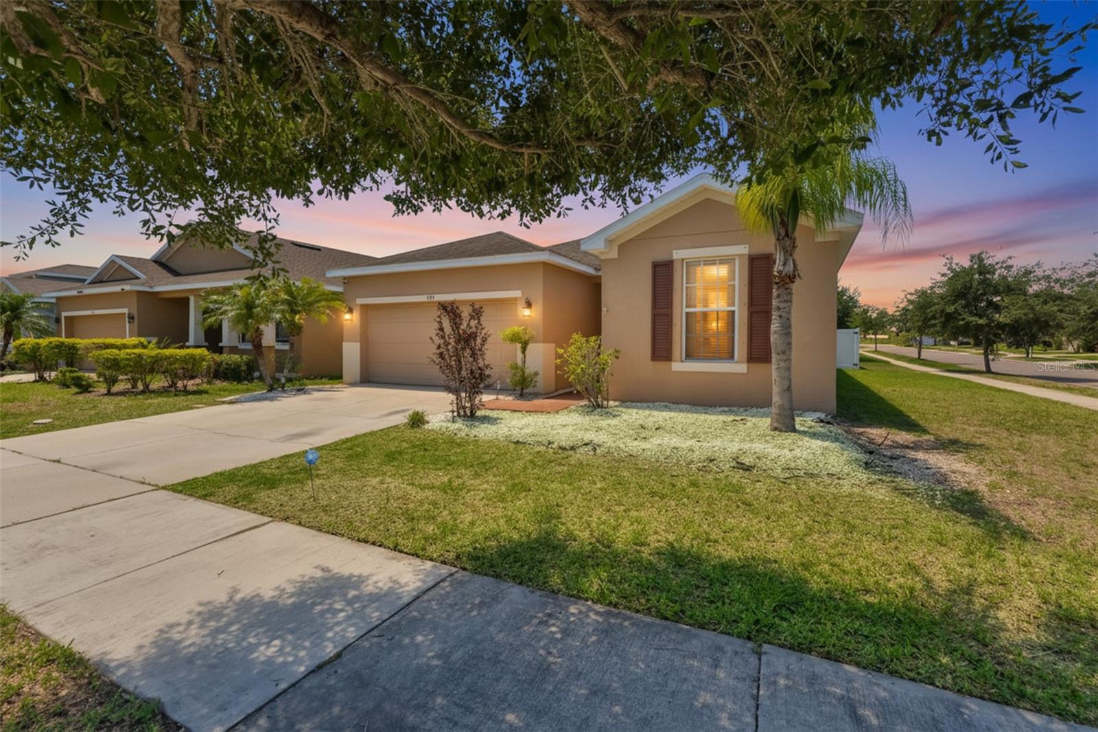 Single Family Residence in RUSKIN, FL - Daniel Dourado