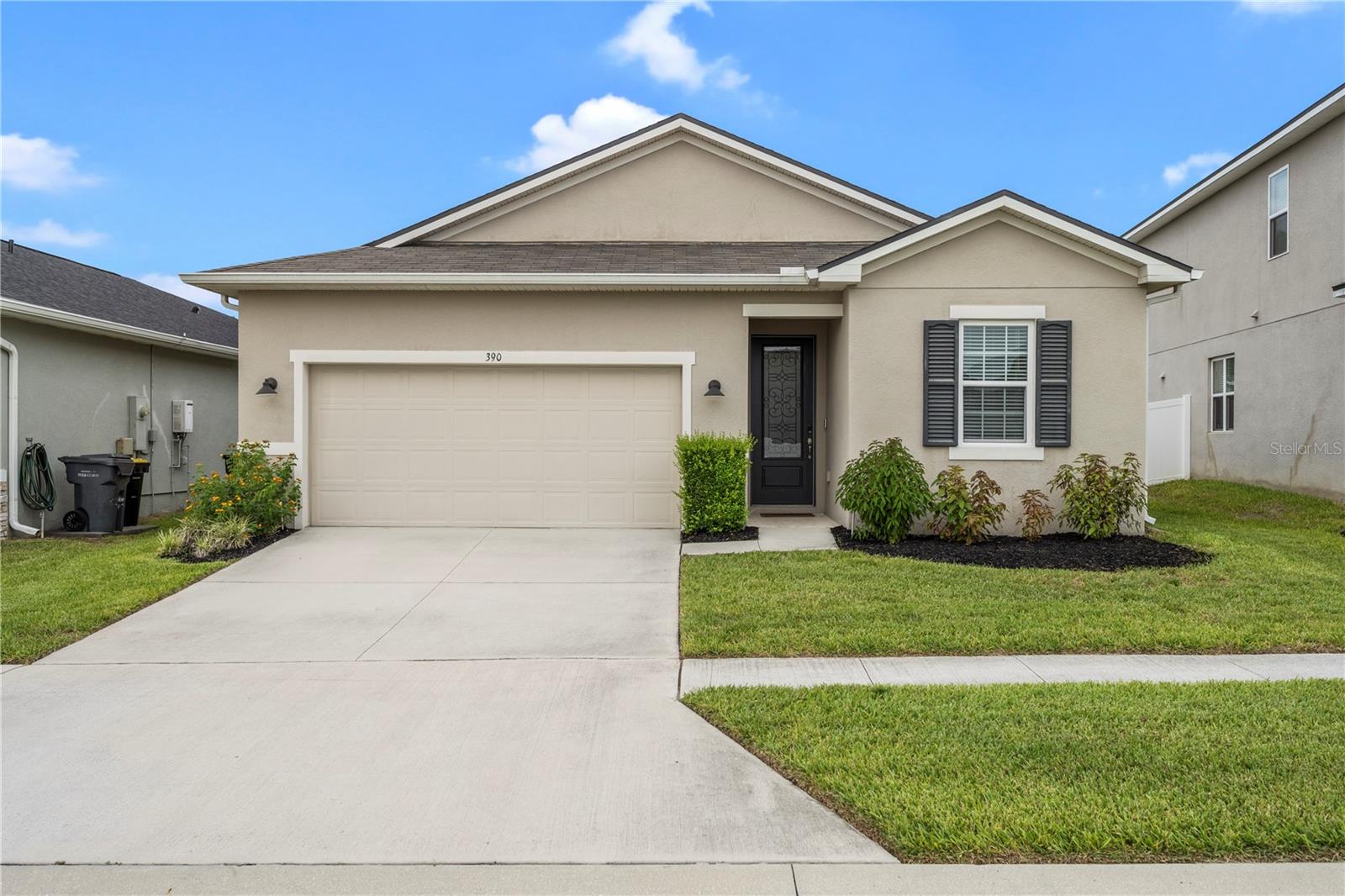 Single Family Residence em DAVENPORT, FL - Daniel Dourado
