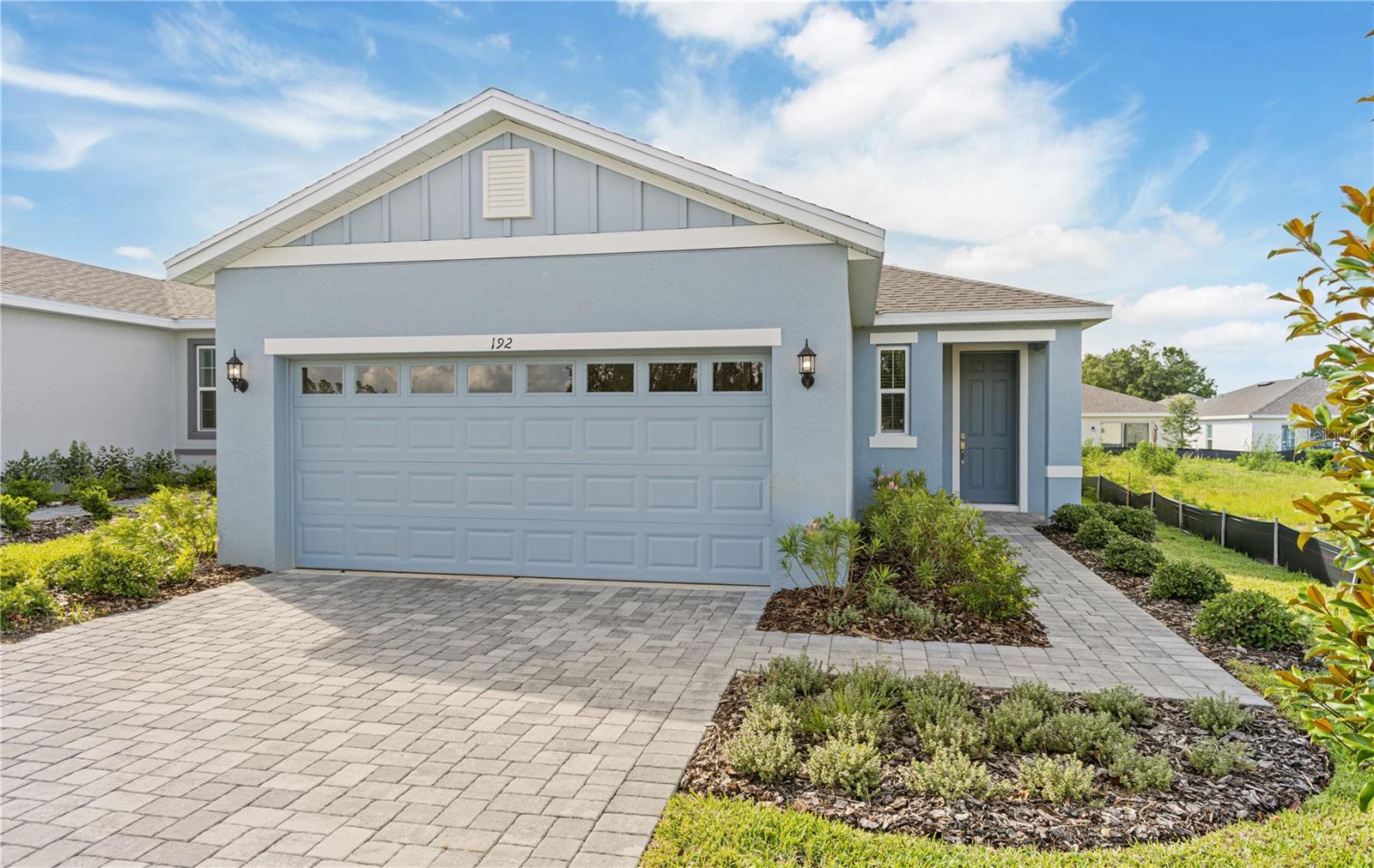 Single Family Residence in WILDWOOD, FL - Daniel Dourado