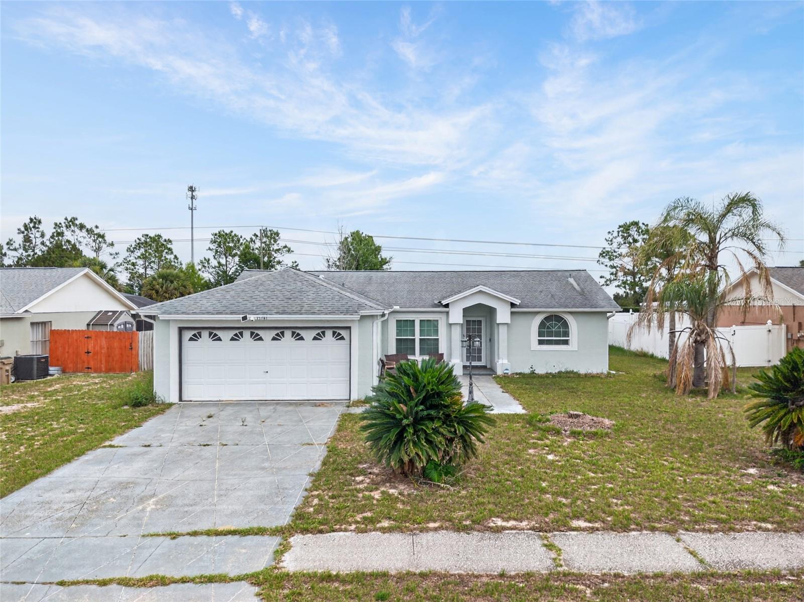 Single Family Residence em CLERMONT, FL - Daniel Dourado