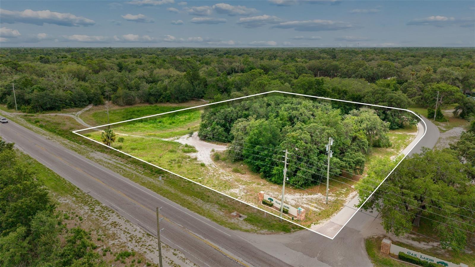  in SPRING HILL, FL - Daniel Dourado